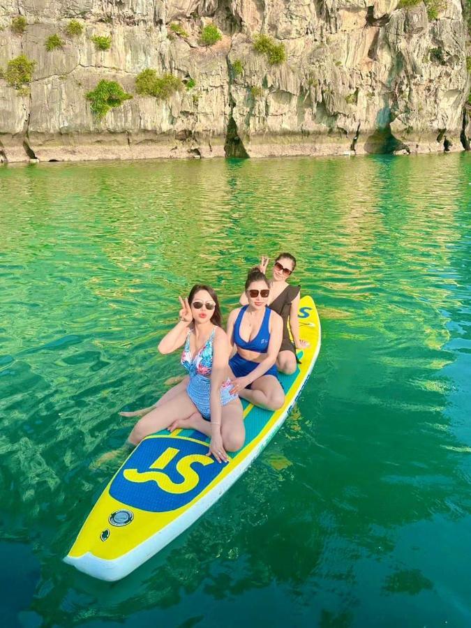 Homestay 1986 Ha Long - Can Ho 2 Phong Nghi View Bien Екстериор снимка